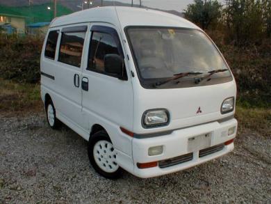 JDM 1992 Mitsubishi Bravo MZ-G Turbo import