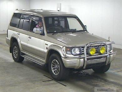 JDM 1992 Mitsubishi Pajero Exceed Widebody import