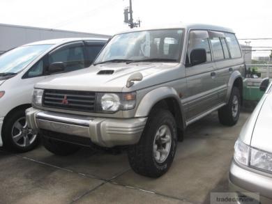 JDM 1995 Mitsubishi Pajero Exceed import